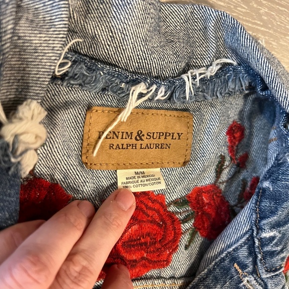 Ralph Lauren demin vest with embroidery - women's size medium - Picture 4 of 8